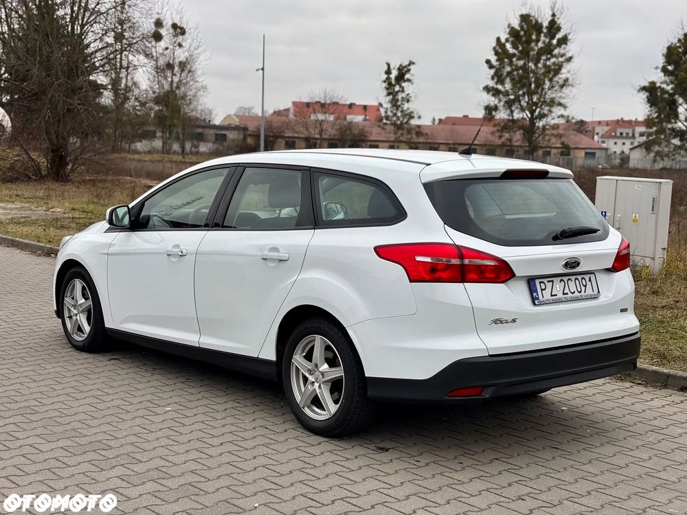 Ford Focus 1.0 EcoBoost Edition - 5
