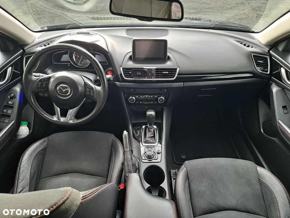 Mazda 3 - 7