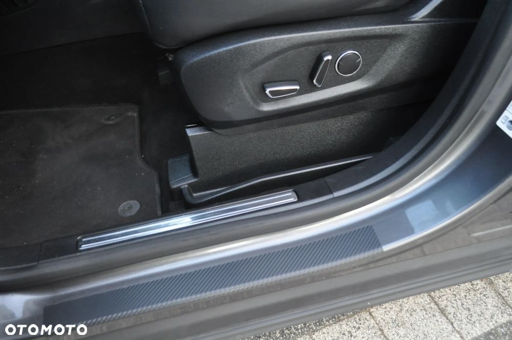 Ford S-Max 2.0 TDCi Titanium - 10