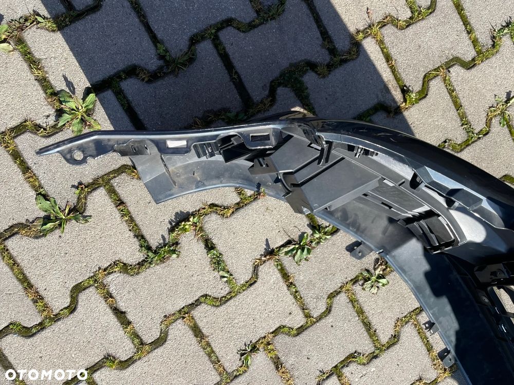 Audi A4 B9 s-line zderzak 6pdc+spryski - 6