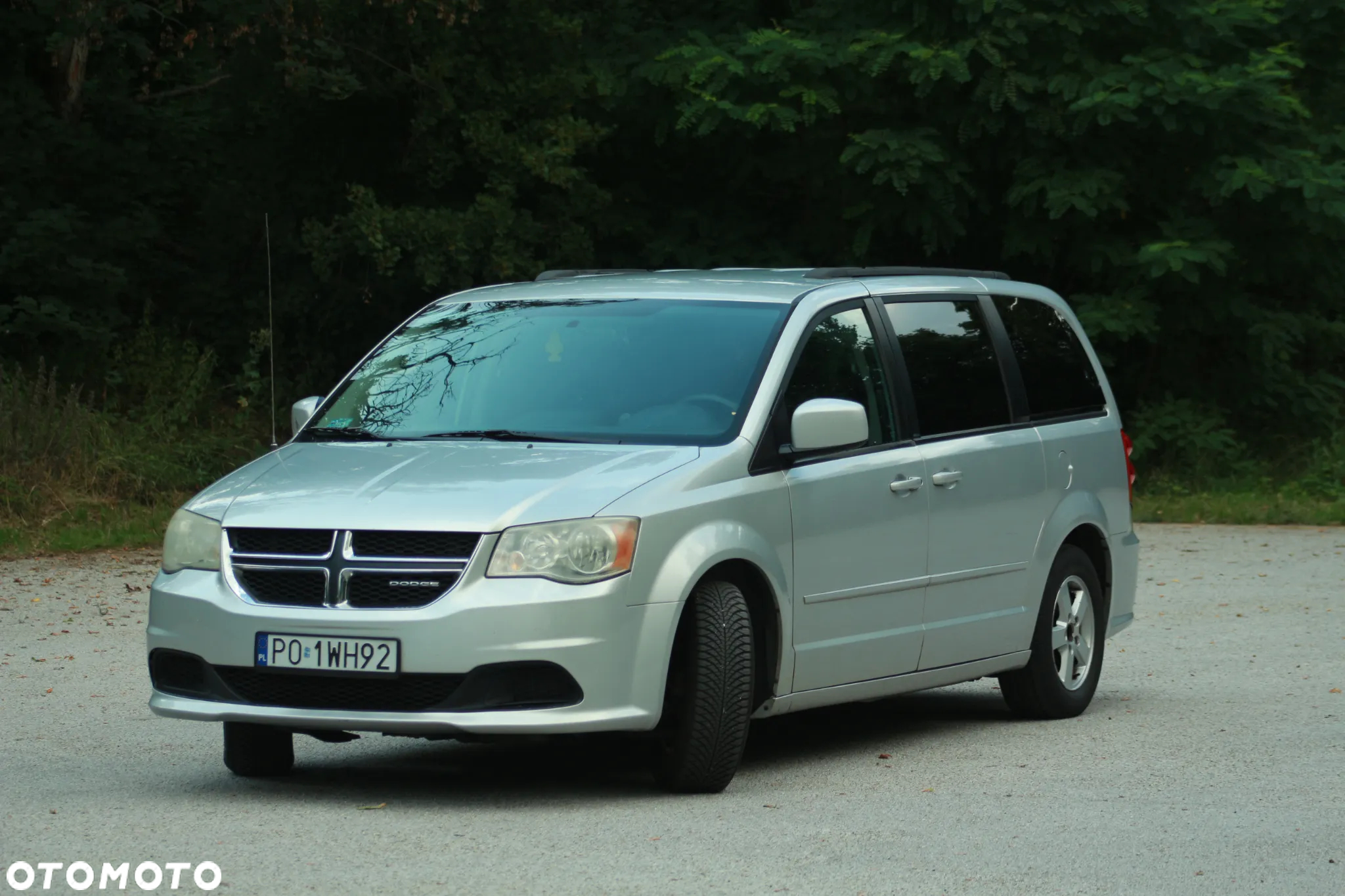 Dodge Grand Caravan - 12
