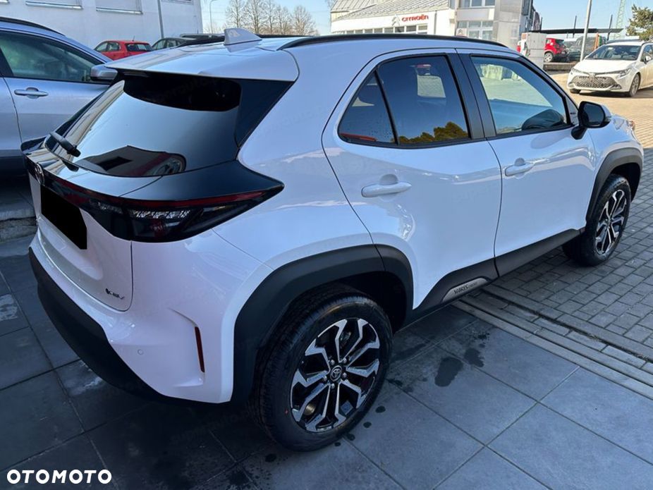 Toyota Yaris Cross - 3
