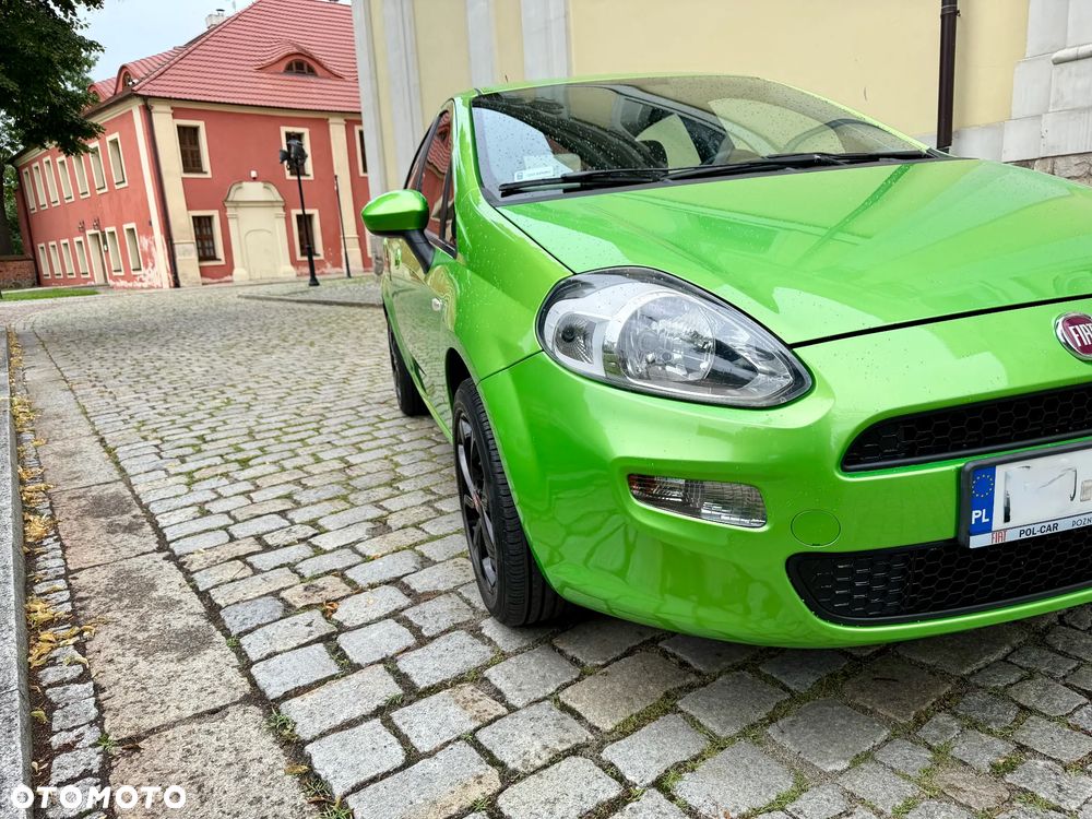Fiat Punto 1.4 Young - 26
