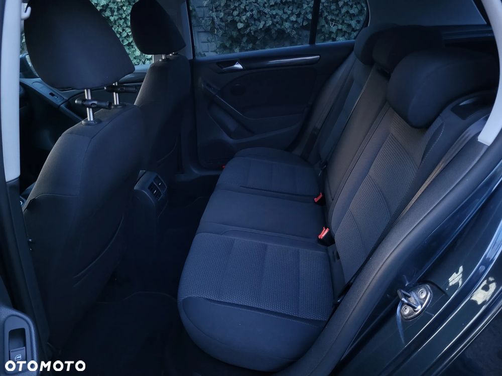 Volkswagen Golf - 13