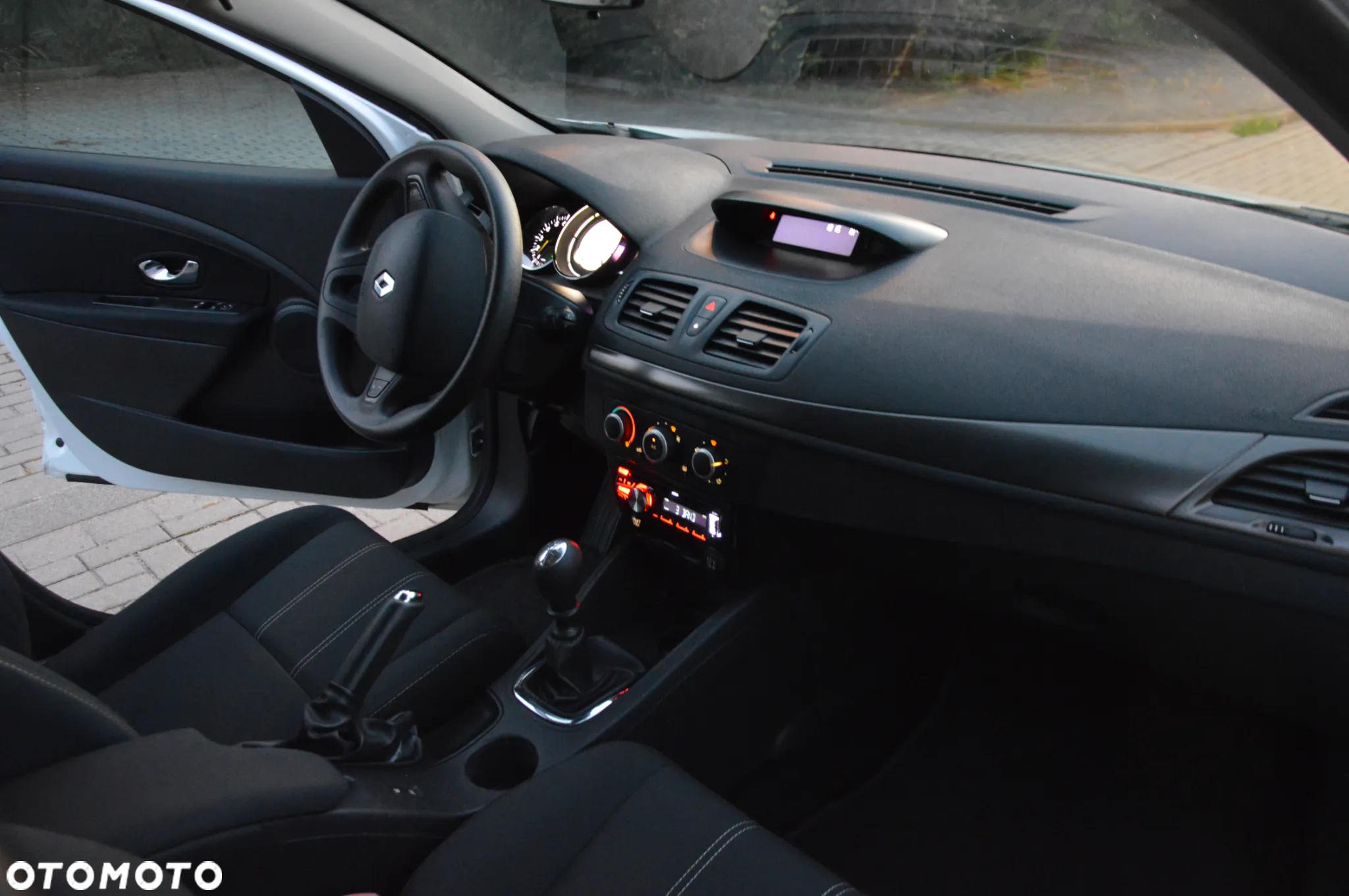 Renault Megane 1.6 16V 110 Authentique - 13
