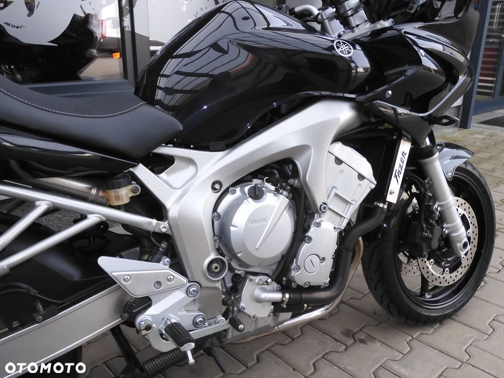 Yamaha FZ6 - 11