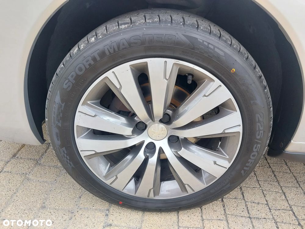 Peugeot 3008 BlueHDi 120 Stop & Start Active - 32