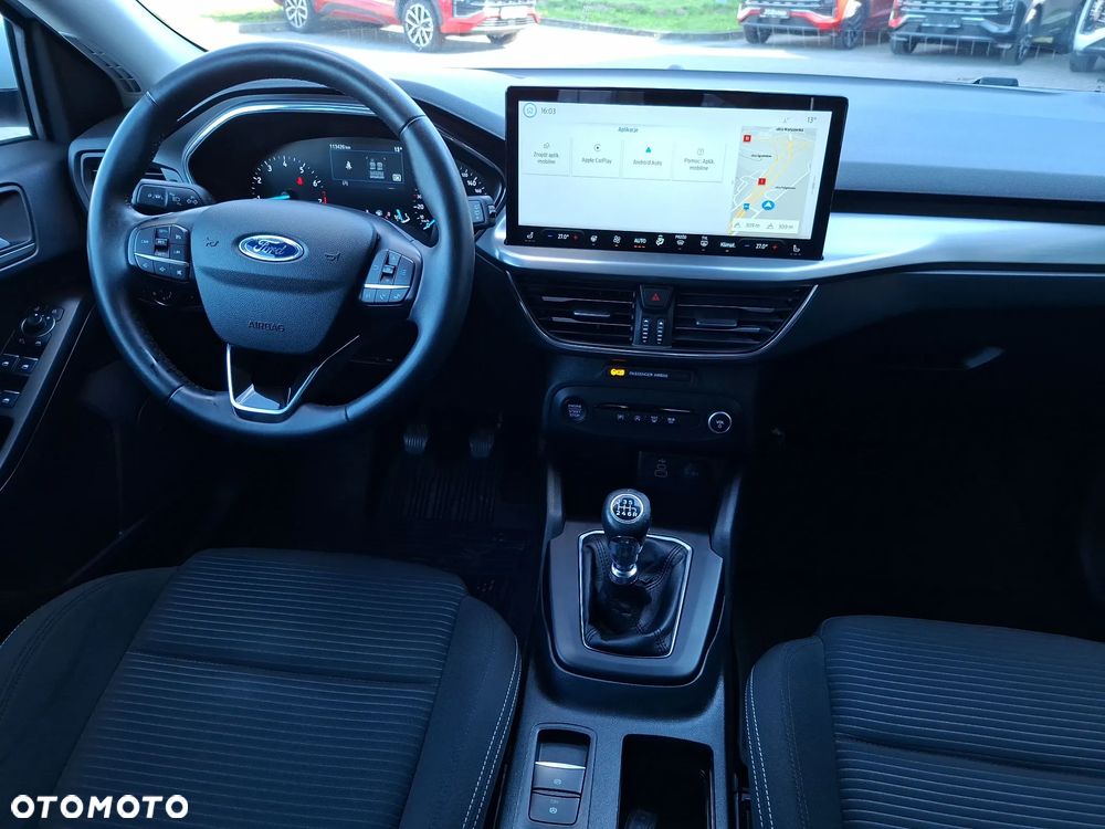 Ford Focus 1.0 EcoBoost Titanium - 32
