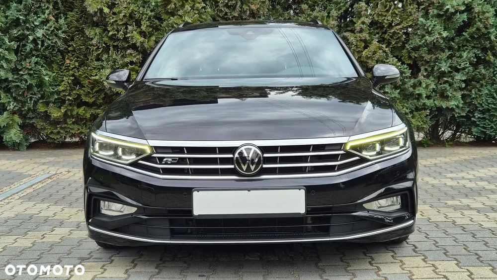 Volkswagen Passat - 4