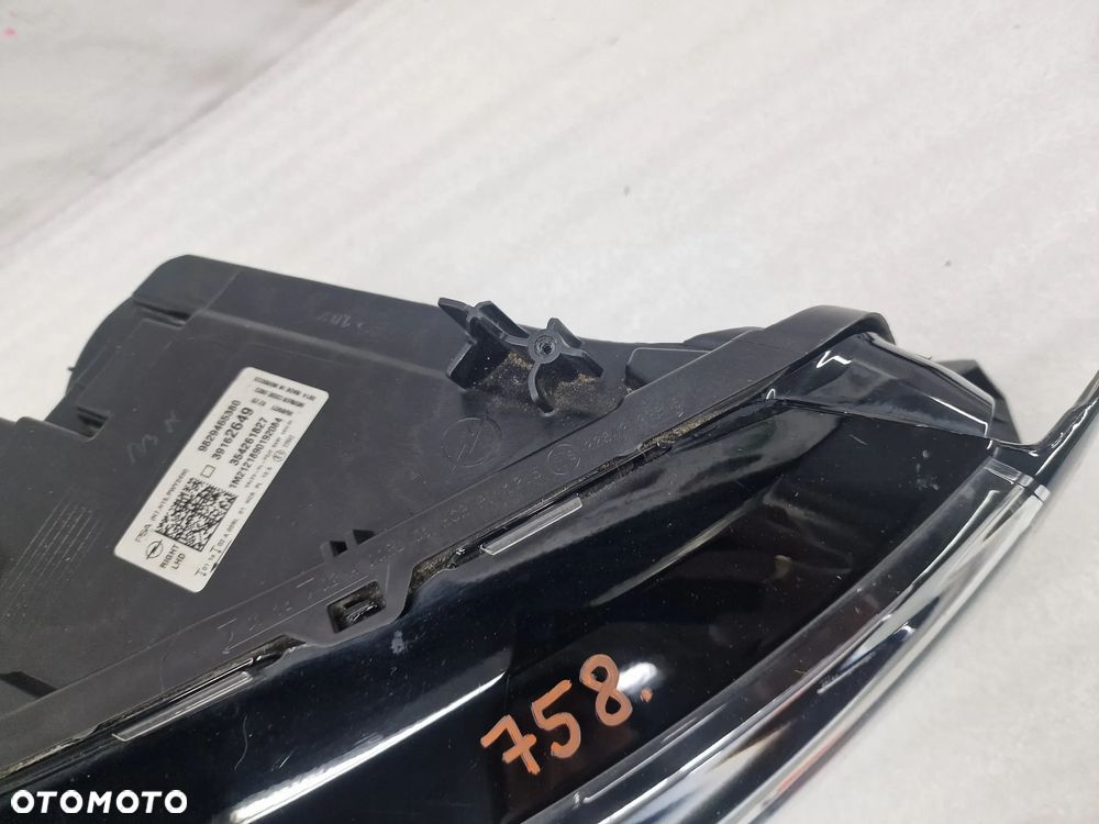 OPEL CORSA F 19- PRAWA ZWYKŁA LAMPA PRZEDNIA PRZÓD , NR 39162949 , NR AUKCJI LA758 - 12