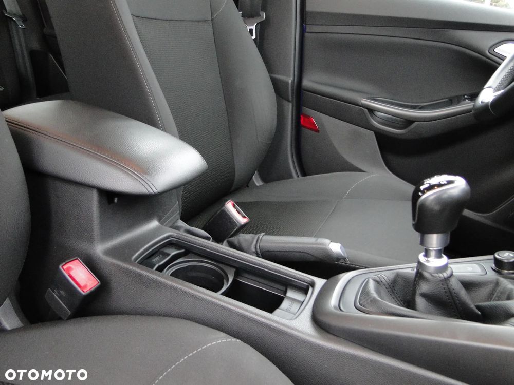 Ford Focus 1.0 EcoBoost Start-Stopp-System ACTIVE STYLE - 17