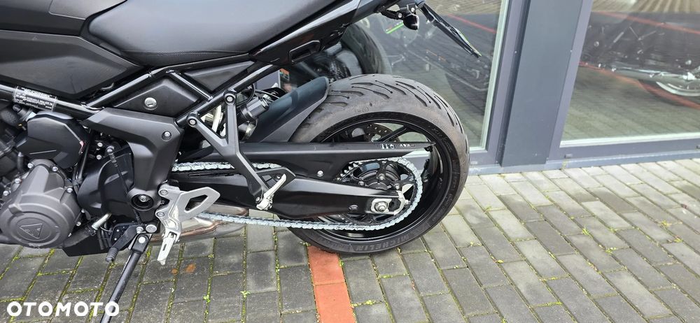 Triumph Tiger - 32
