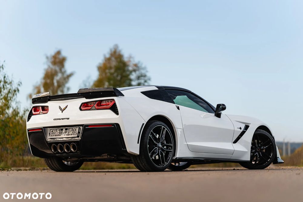 Chevrolet Corvette Stingray LT1 6.2 V8 - 21