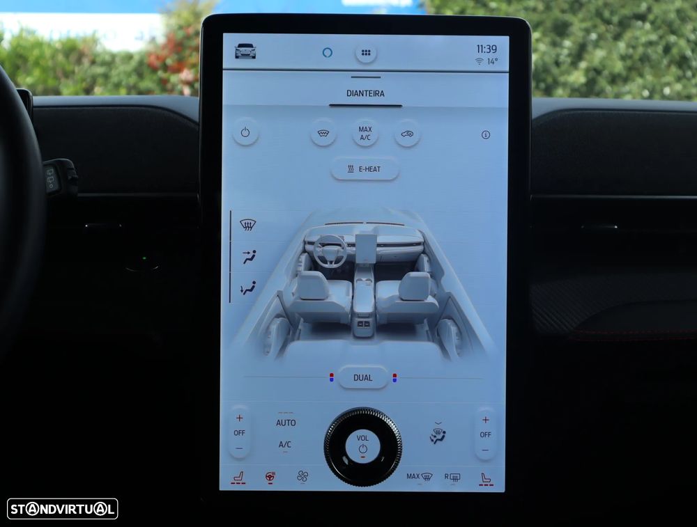 Ford Mustang Mach-E AWD PREMIUM - 56