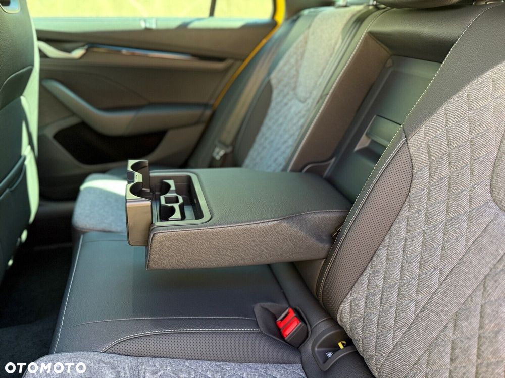 Skoda Octavia 1.5 TSI mHEV Sportline DSG - 34