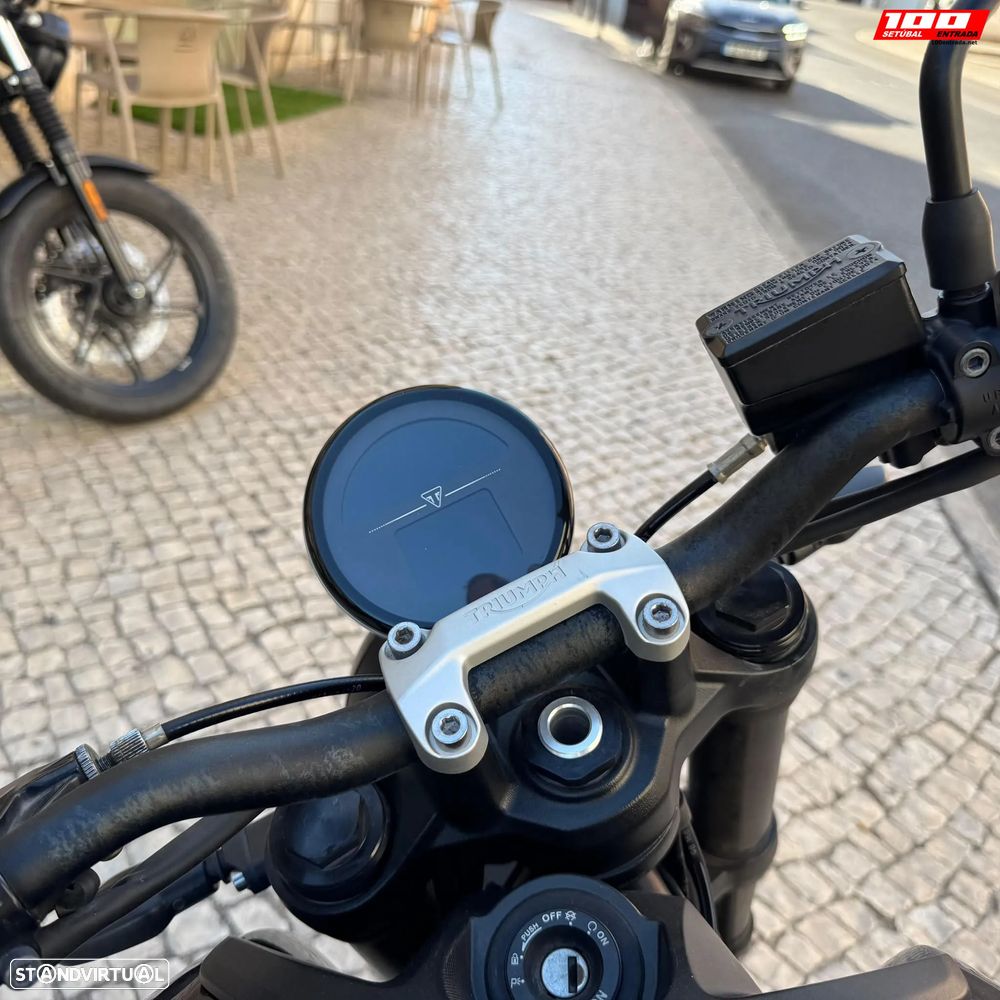 Triumph Trident 660 - 19