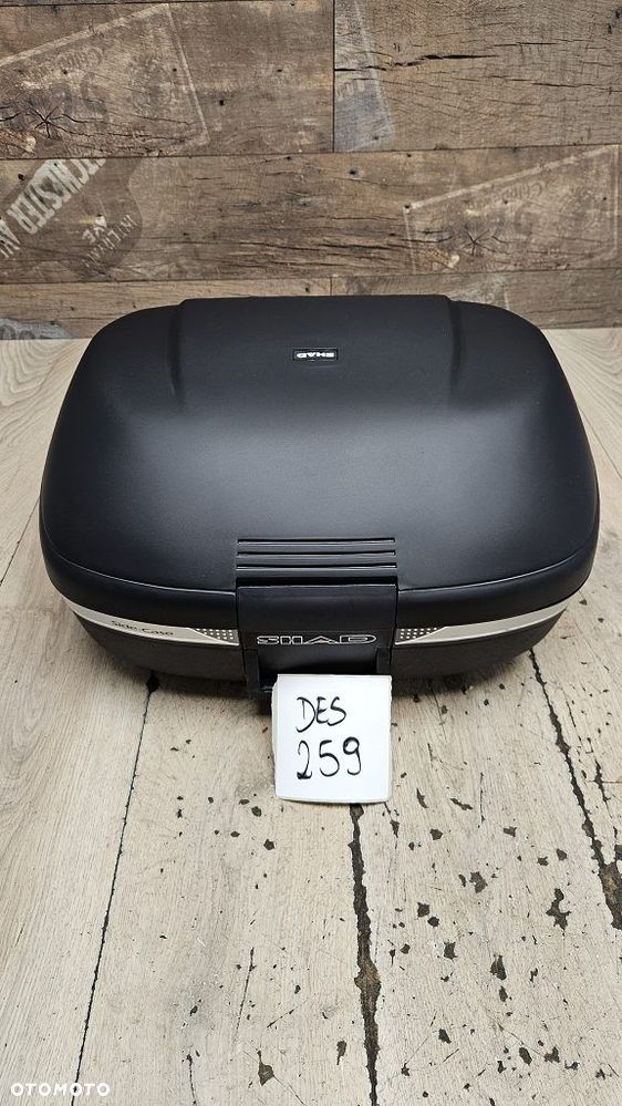 Kufer centralny boczny Shad SH42 - 1