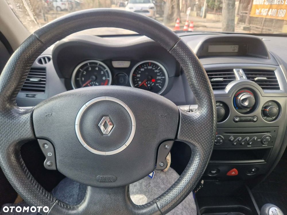 Renault Megane - 5