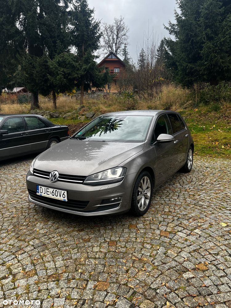 Volkswagen Golf - 25