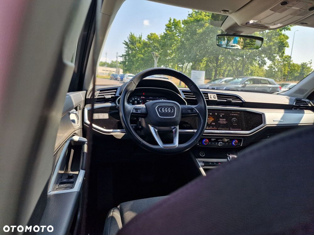 Audi Q3 - 21