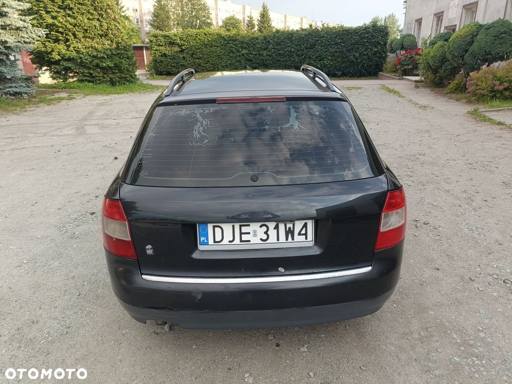 Audi A4 Avant - 6