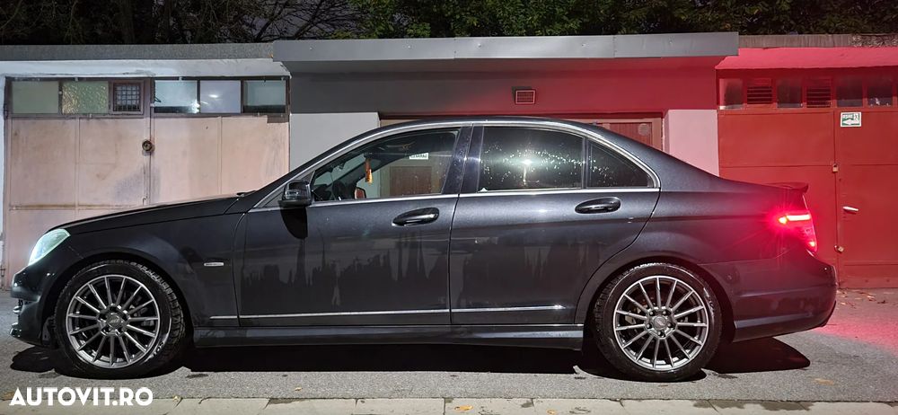 Mercedes-Benz C 220 CDI Avantgarde Edition - 15