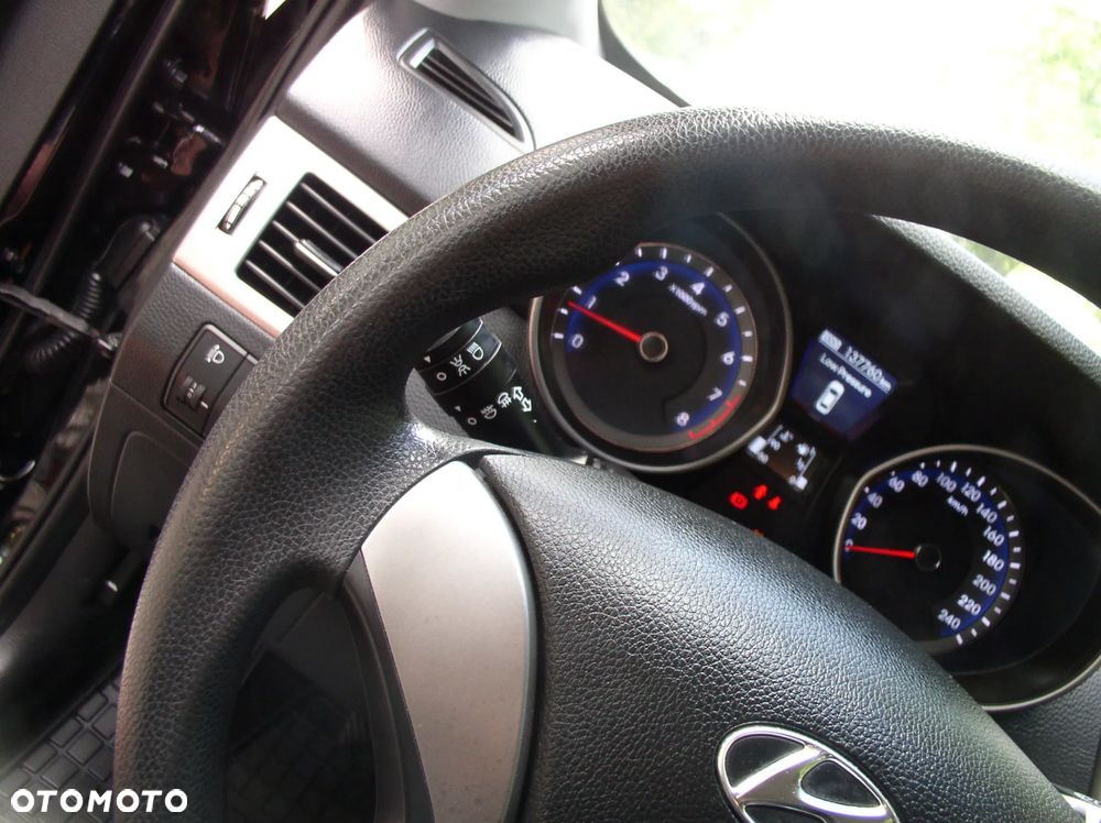 Hyundai i30 blue 1.4 Classic - 21