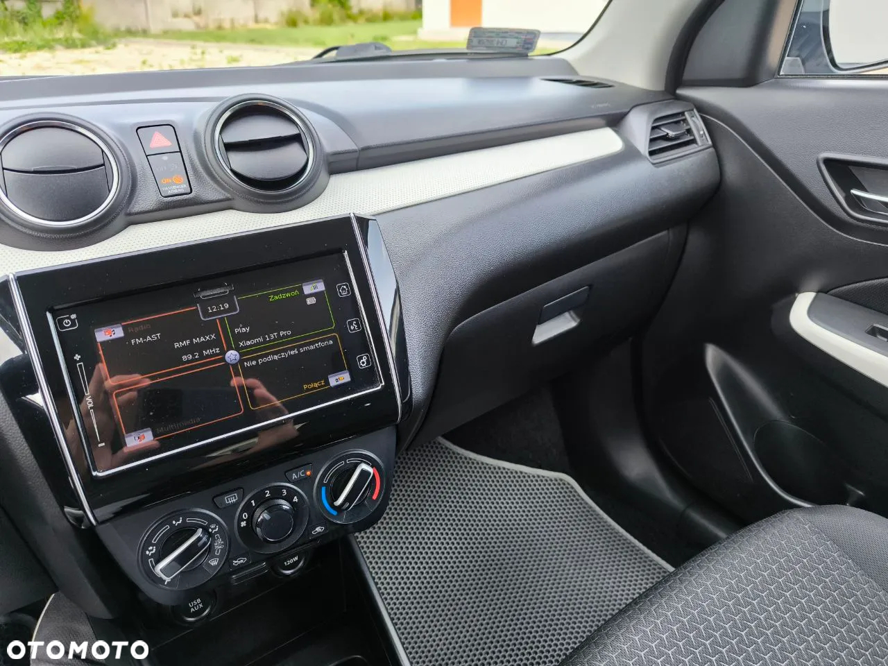 Suzuki Swift 1.2 Premium - 22