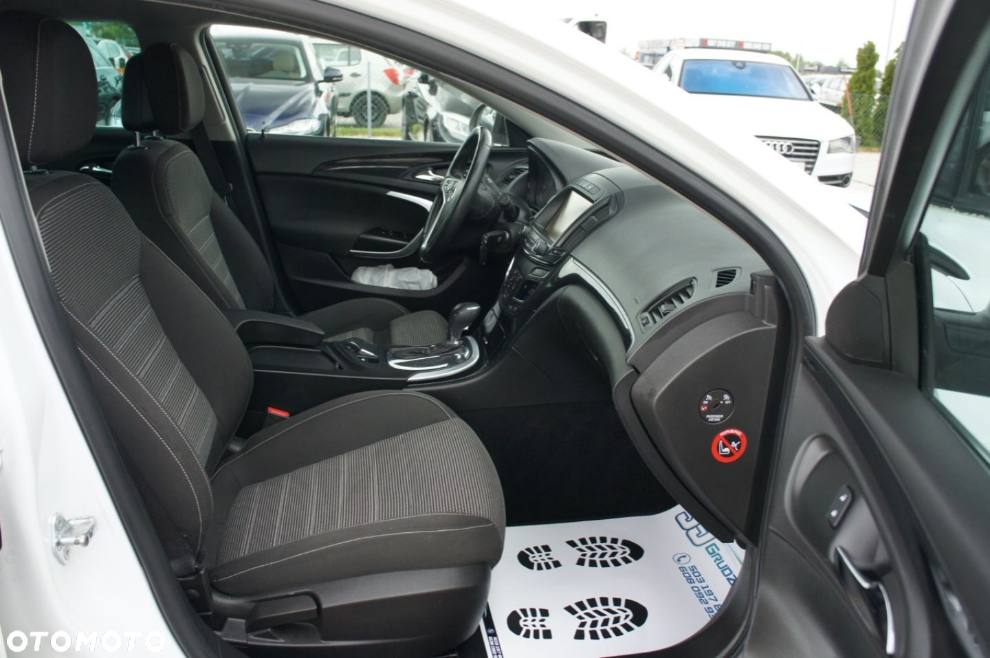 Opel Insignia - 13