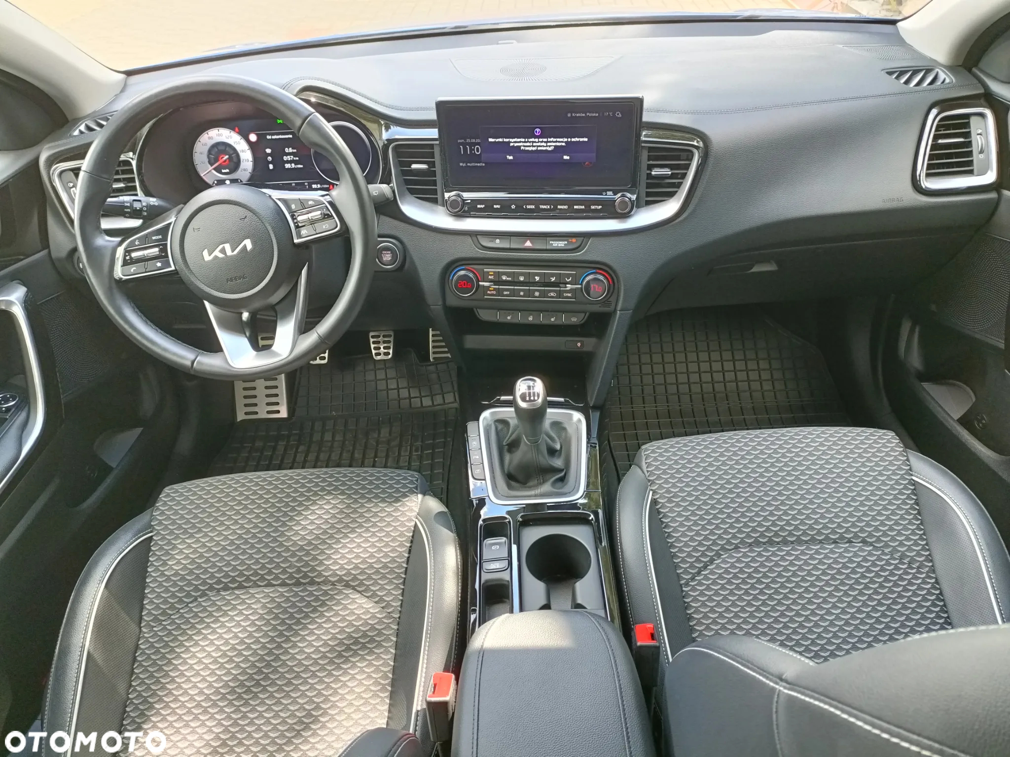 Kia Ceed - 15