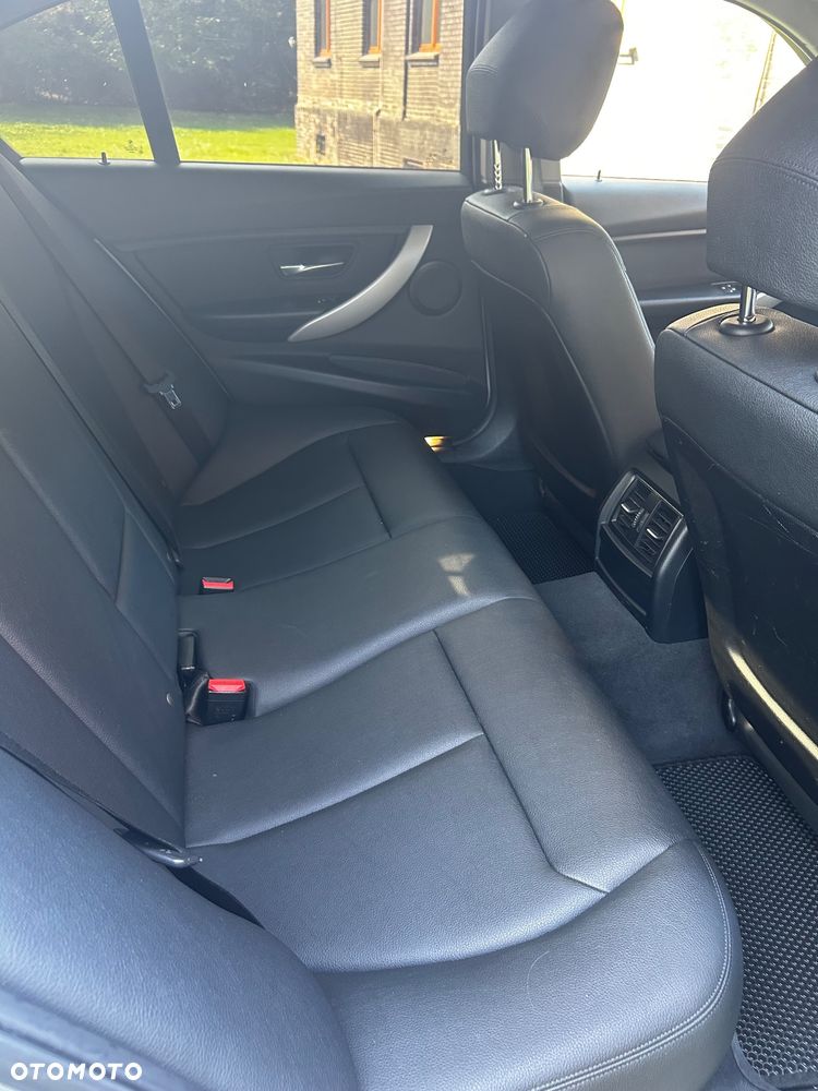 BMW Seria 3 - 7