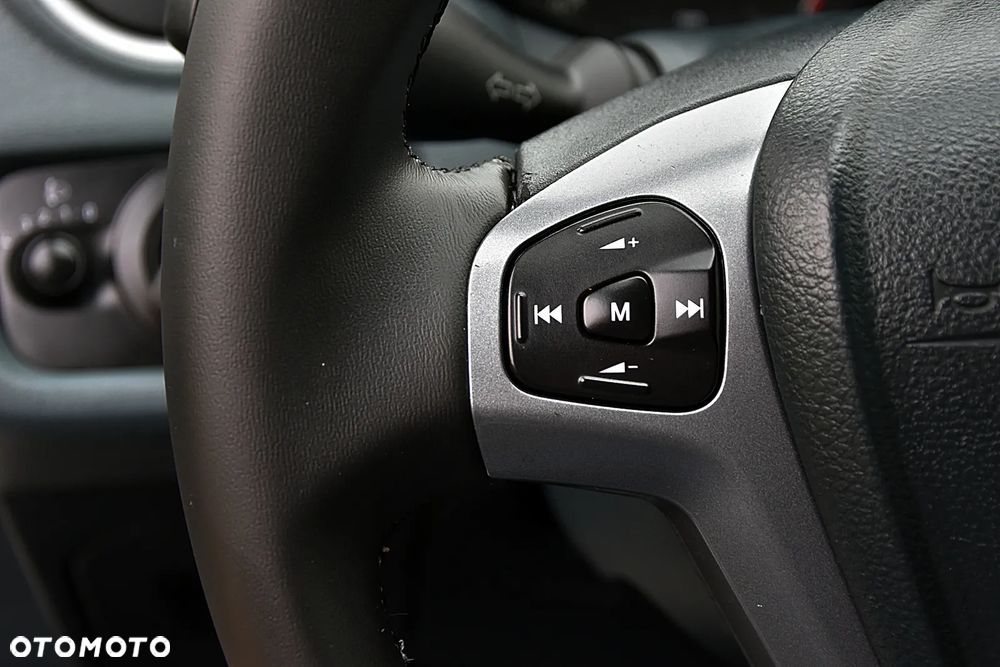 Ford Fiesta 1.25 Ambiente - 22