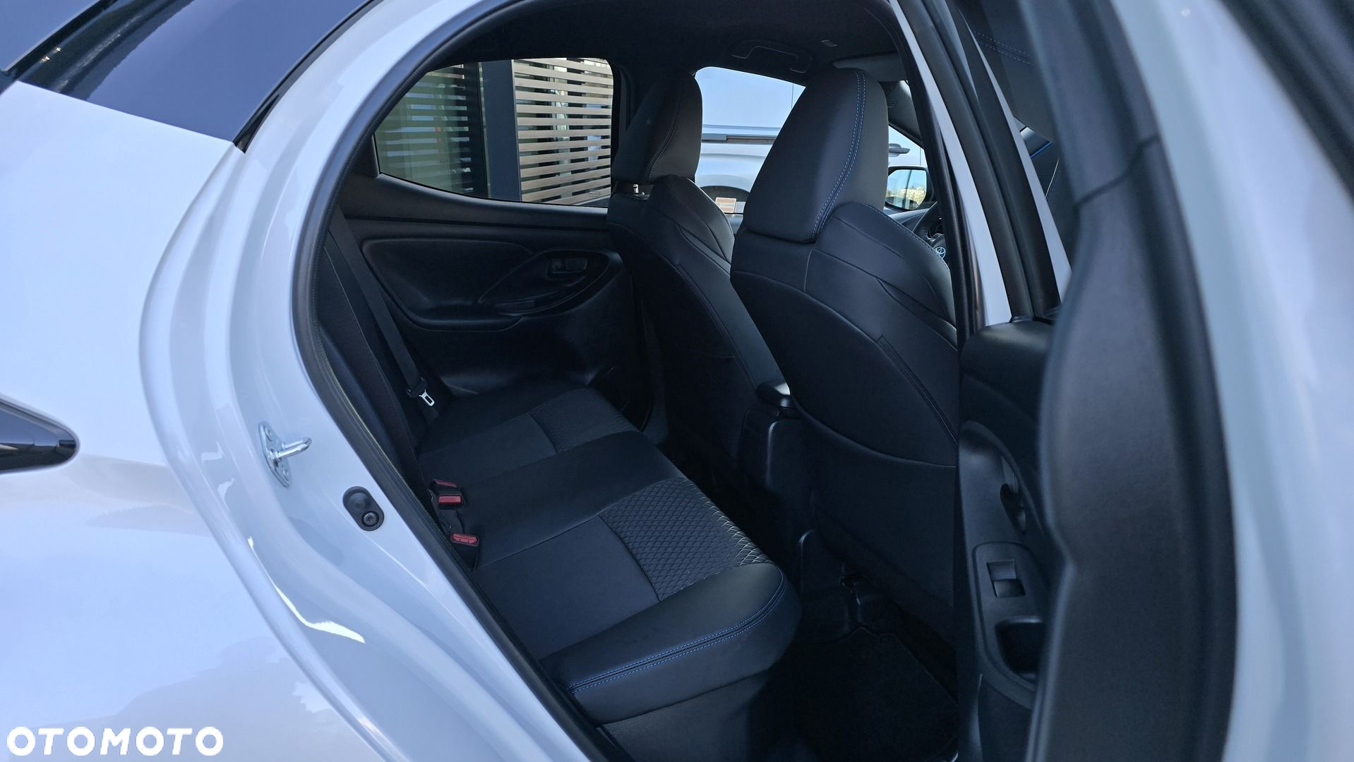 Toyota Yaris - 22