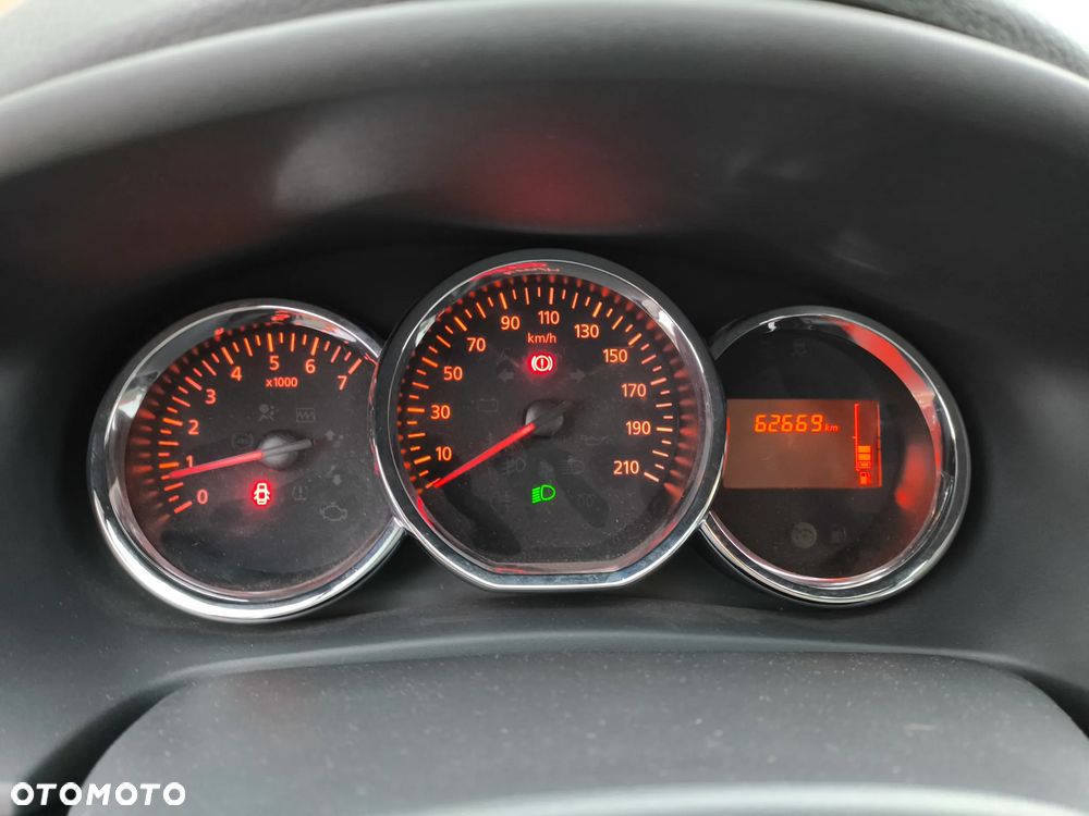 Dacia Sandero TCe 90 Celebration - 15