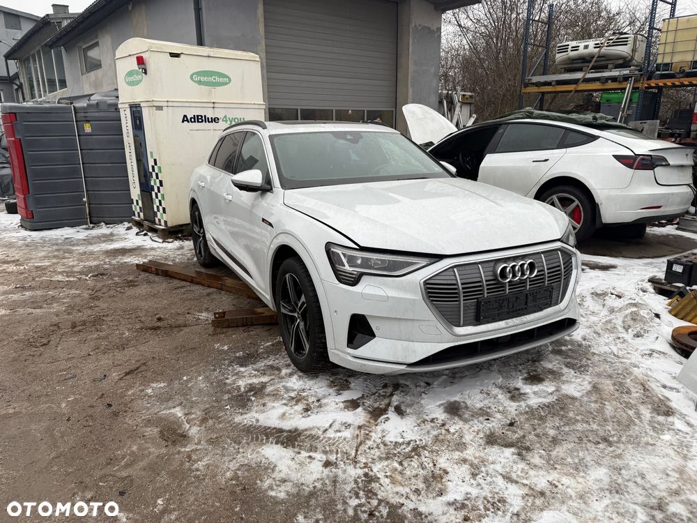 Audi e-tron 55 Quattro S Line - 10