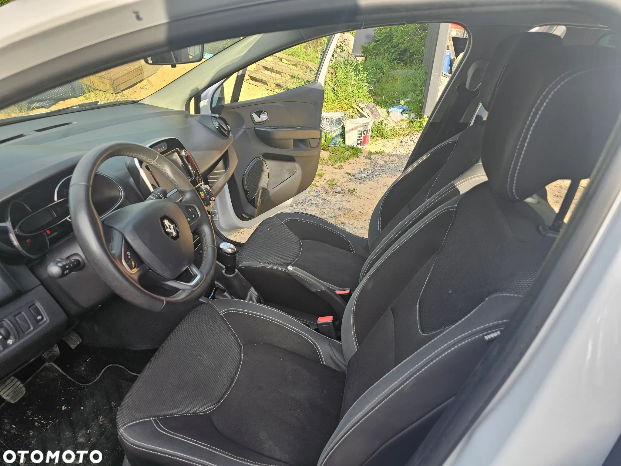 Renault Clio - 6