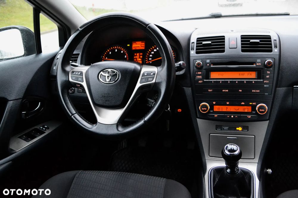 Toyota Avensis 2.0 D-4D Team - 9