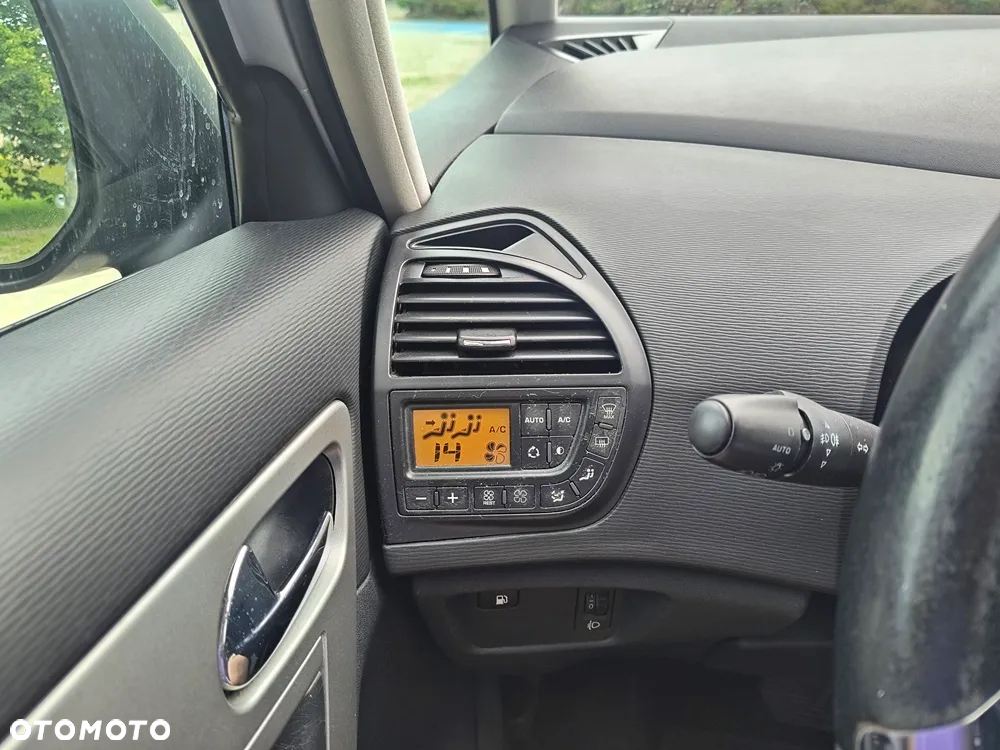 Citroën C4 Picasso 1.6 HDi FAP EGS6 Tendance - 30