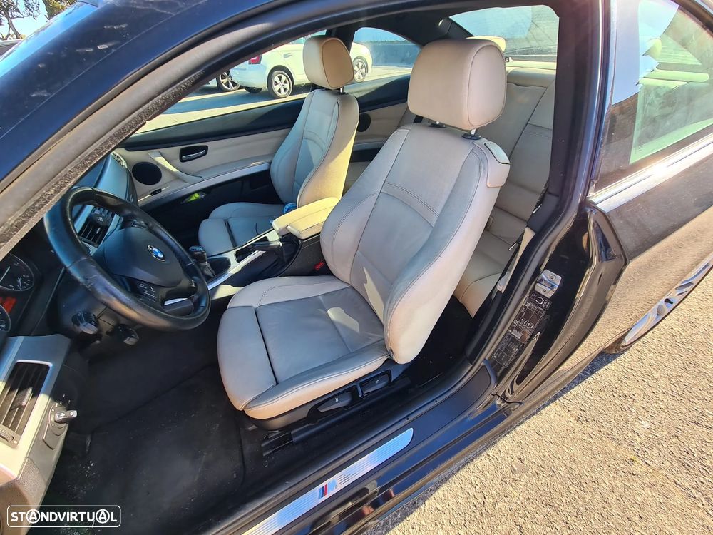 BMW 320 d Coupe Edição M - 2