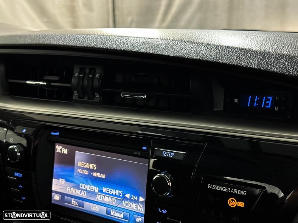 Toyota Corolla 1.4 D-4D Exclusive+Navi - 37