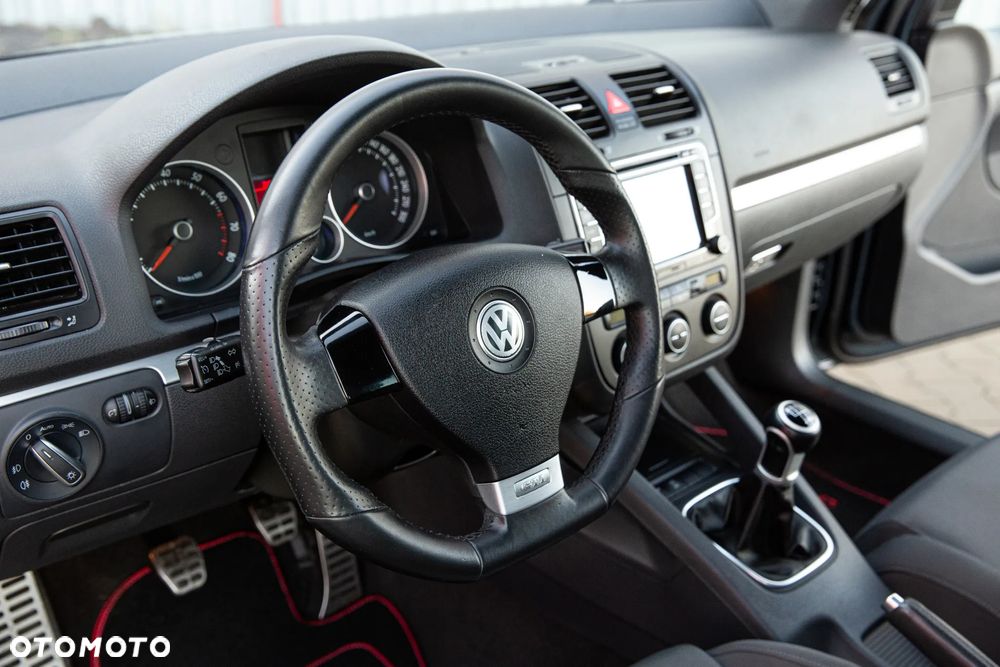 Volkswagen Golf 2.0 GTI - 25