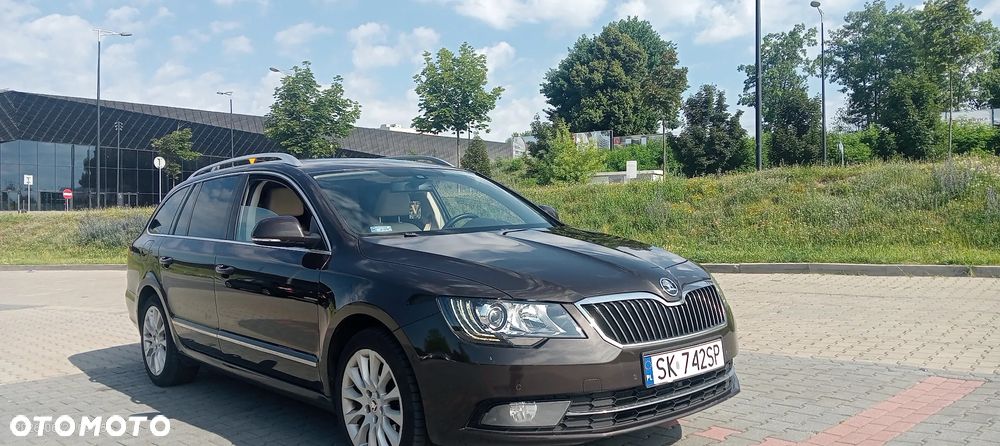 Skoda Superb 2.0 TDI 4x4 Elegance DSG - 1