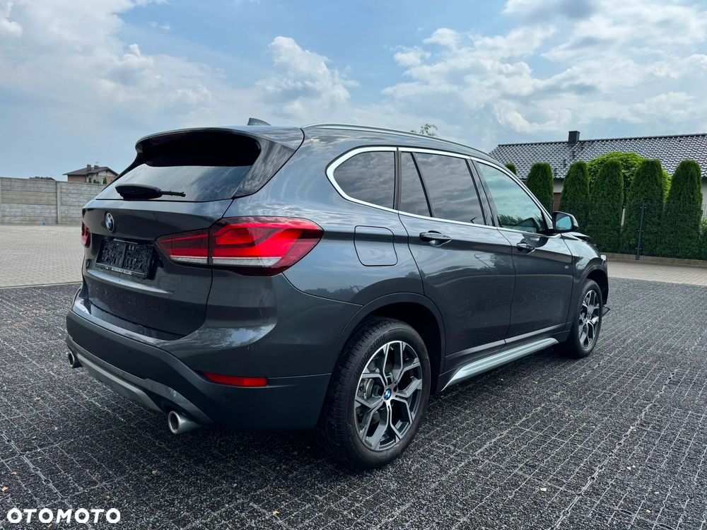 BMW X1 sDrive20i Advantage - 5