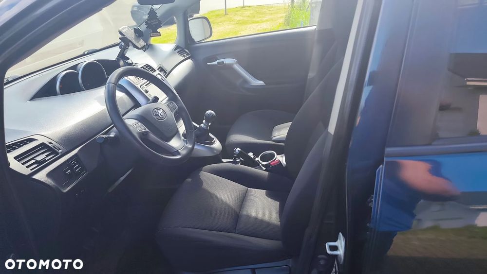 Toyota Verso 2.0 D-4D Executive - 9