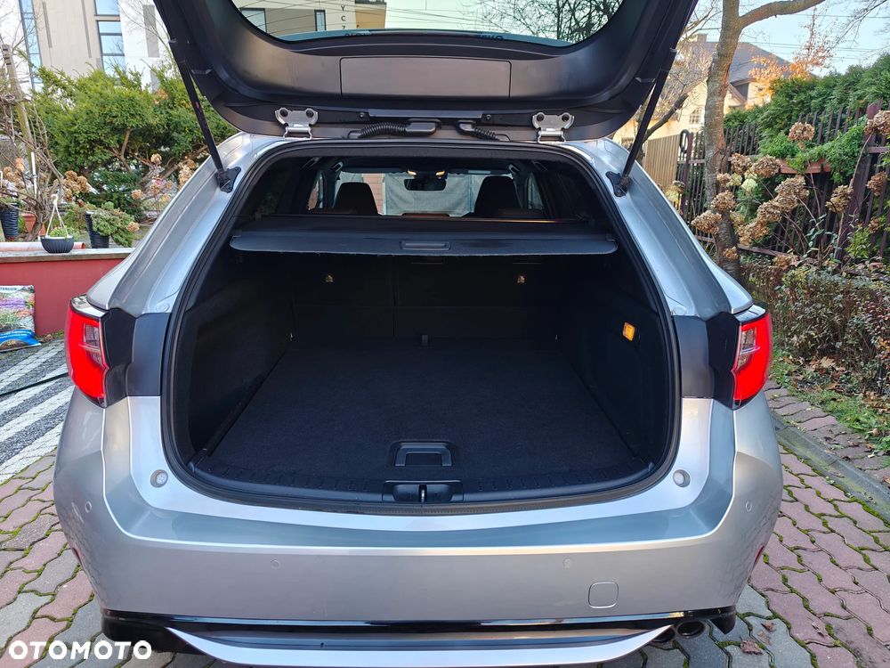 Toyota Corolla 2.0 Hybrid Comfort - 11