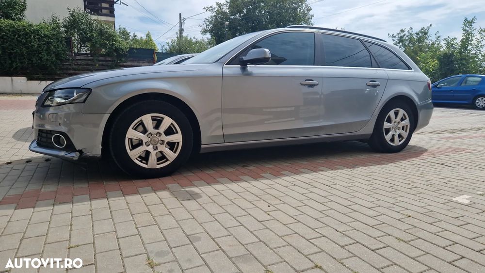 Audi A4 2.0 TDI Multitronic Avant - 4