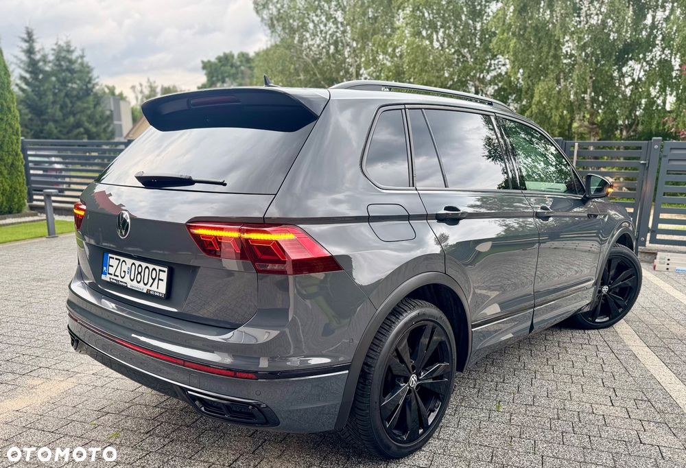 Volkswagen Tiguan 2.0 TDI SCR 4MotION DSG R-Line - 15