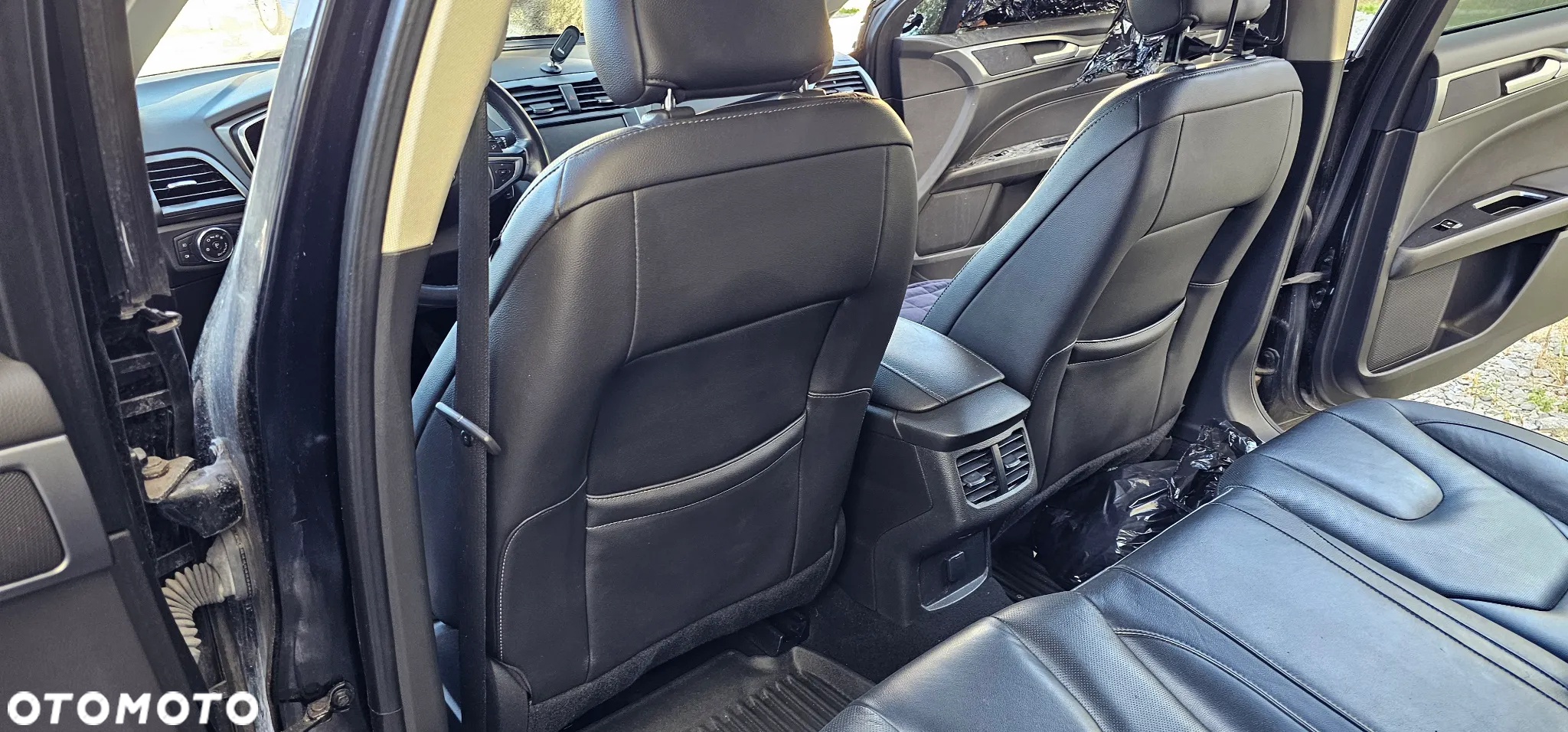 Ford Mondeo 2.0 TDCi Titanium PowerShift - 16