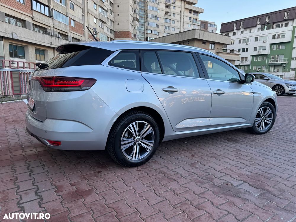 Renault Megane Grandtour BLUE dCi 115 EQUILIBRE - 8