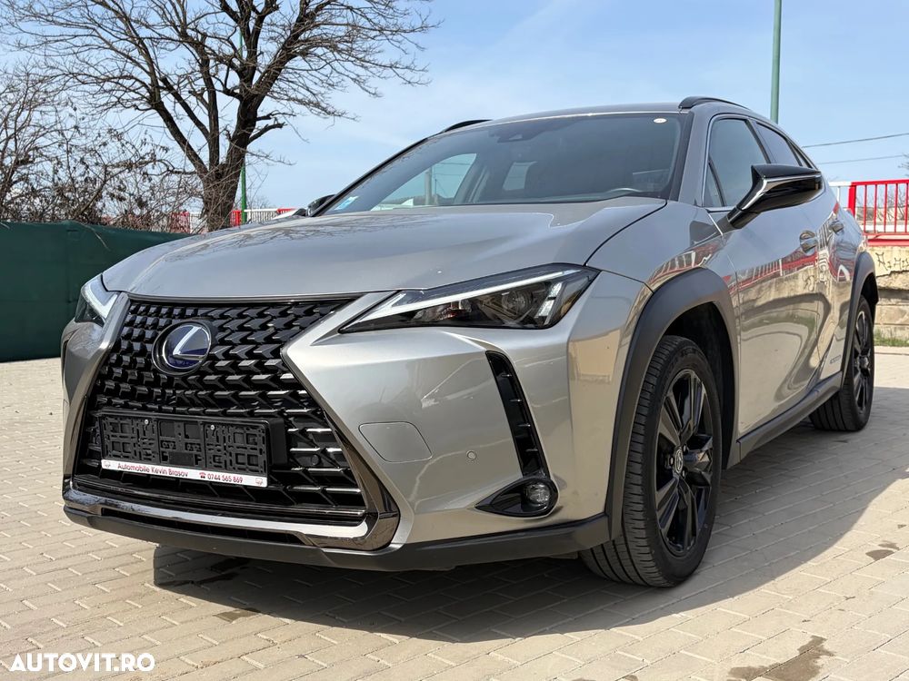 Lexus UX - 33